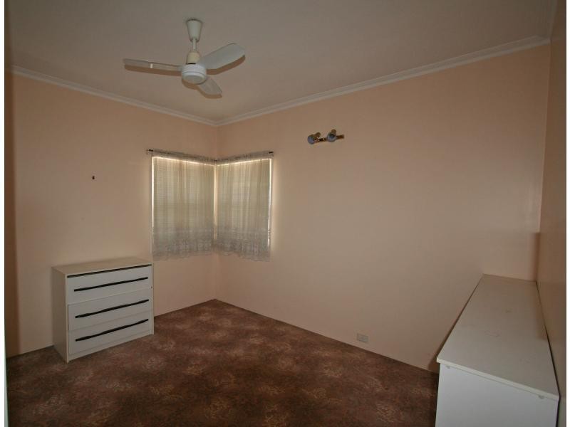 18 Bent Street, Cessnock NSW 2325