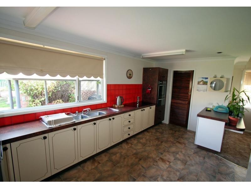 61 Mills Crescent, Cessnock NSW 2325
