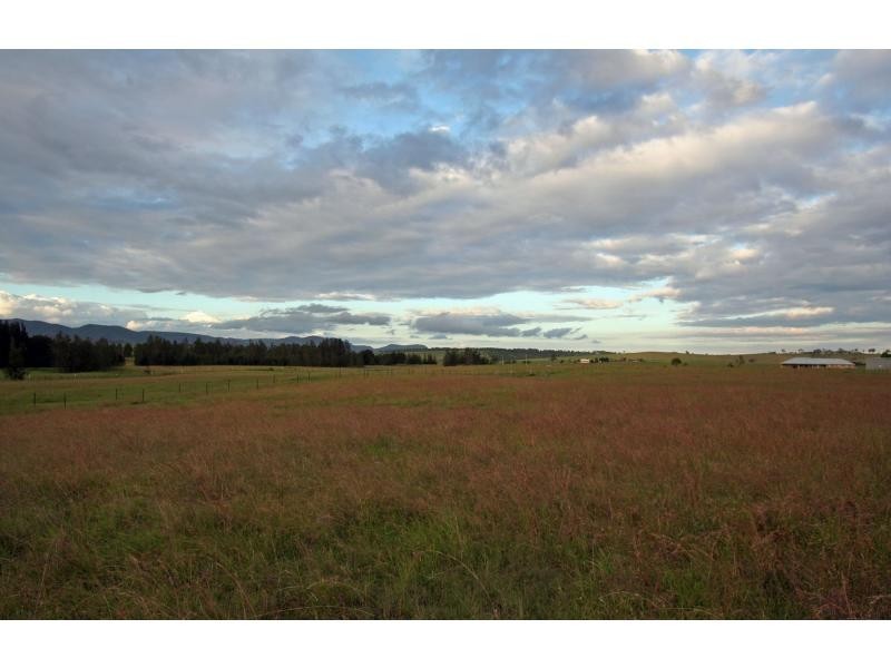 303 Standen Drive, Lower Belford NSW 2335