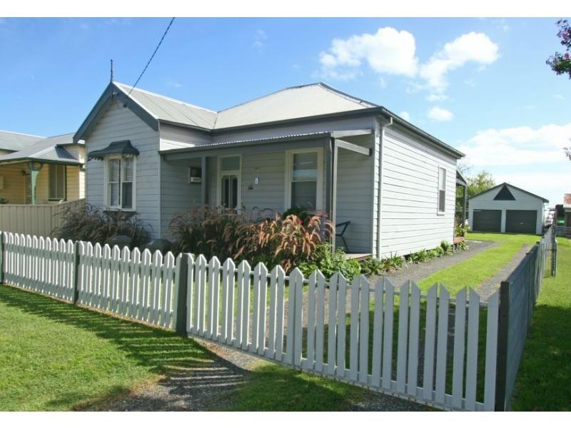 8 Sergeant Street, Cessnock NSW 2325