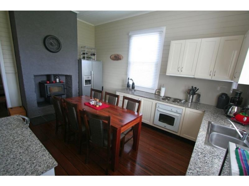 8 Sergeant Street, Cessnock NSW 2325