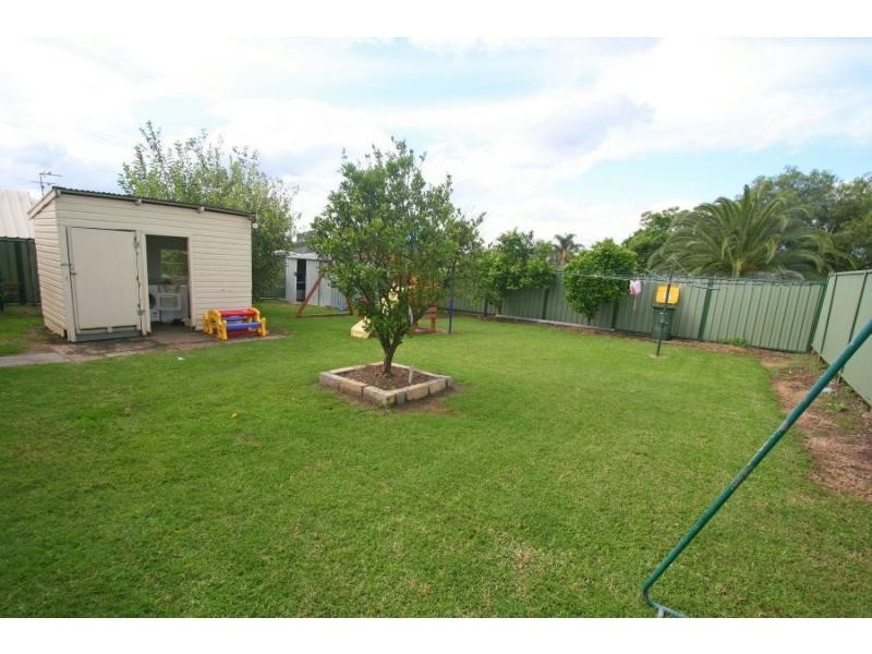 6 Wangi Avenue, Cessnock NSW 2325