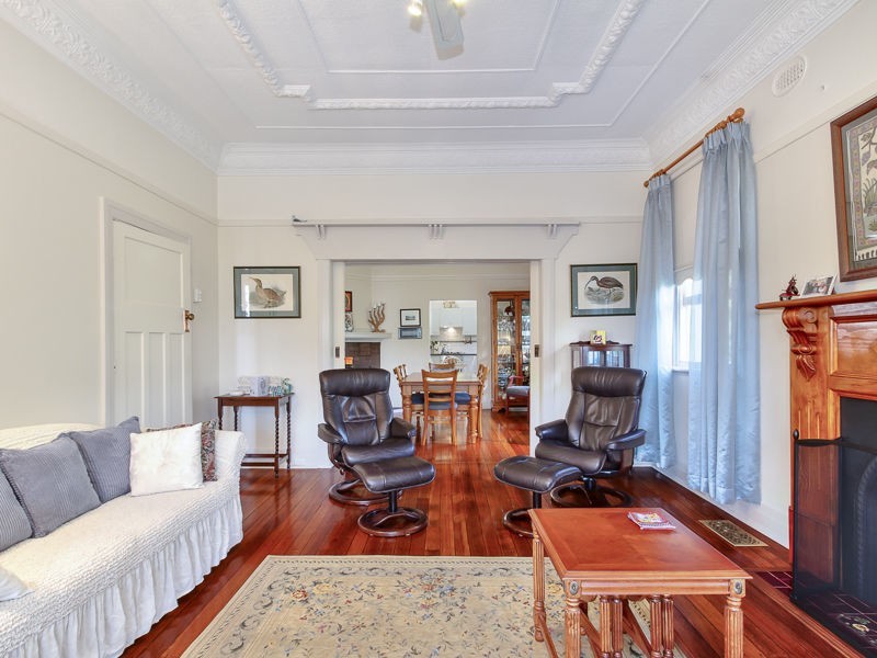26 Regent Street, Cessnock NSW 2325