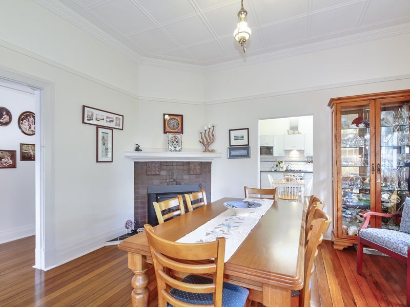 26 Regent Street, Cessnock NSW 2325