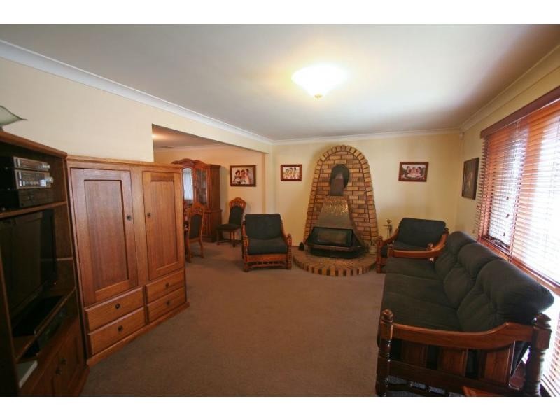 76 Mount View Road, Cessnock NSW 2325