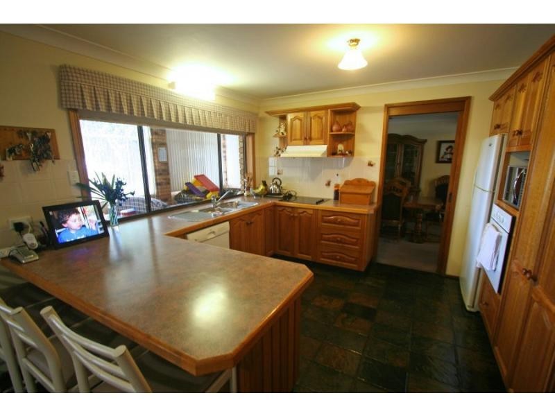 76 Mount View Road, Cessnock NSW 2325