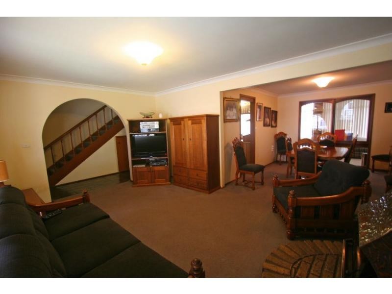 76 Mount View Road, Cessnock NSW 2325