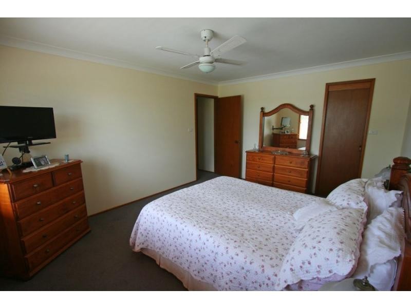 76 Mount View Road, Cessnock NSW 2325