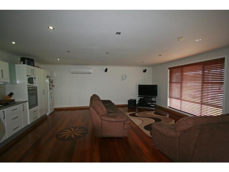 1A Caledonian Street, Aberdare NSW 2325