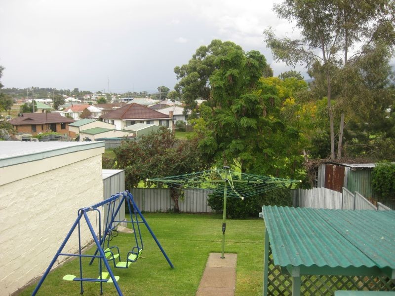 17 Mills Crescent, Cessnock NSW 2325