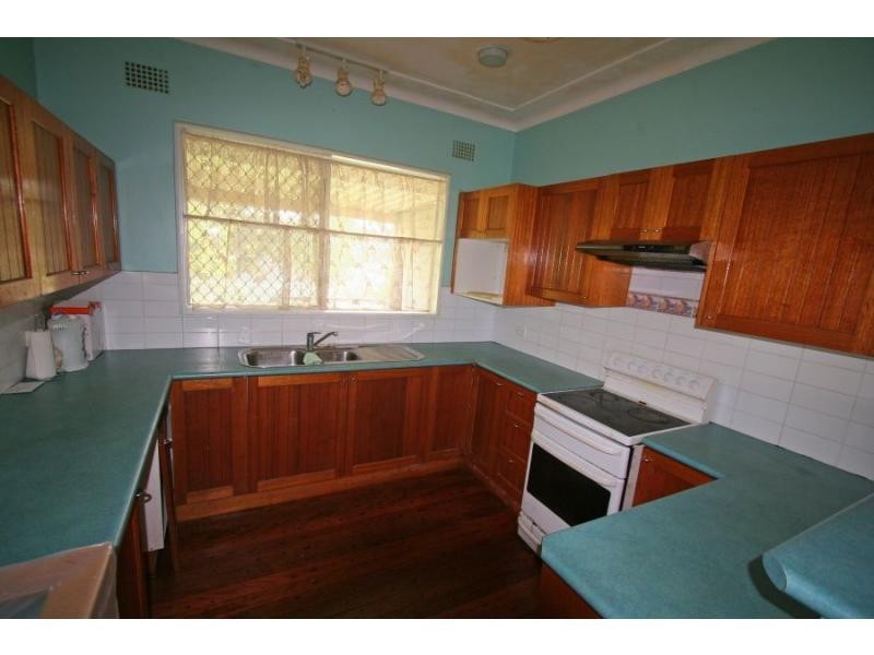 28 Munro Street, Abernethy NSW 2325