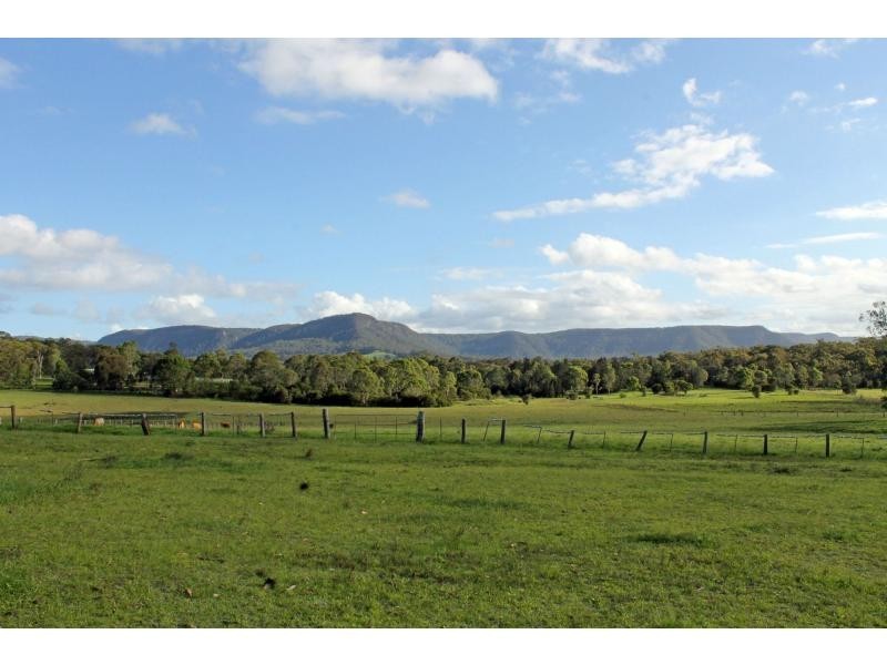 76 Wollong Road, Quorrobolong NSW 2325