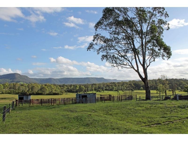 76 Wollong Road, Quorrobolong NSW 2325