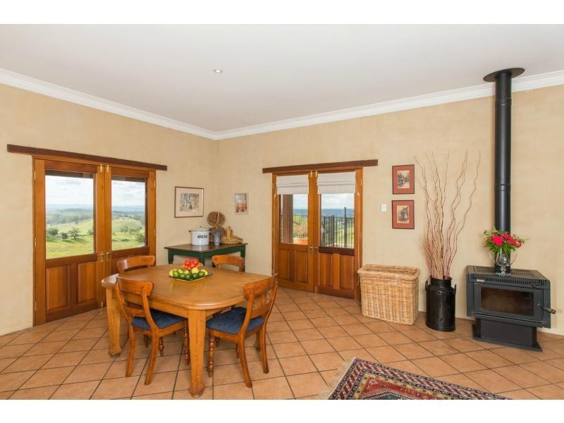 266 Bimbadeen Road, Mount View NSW 2325