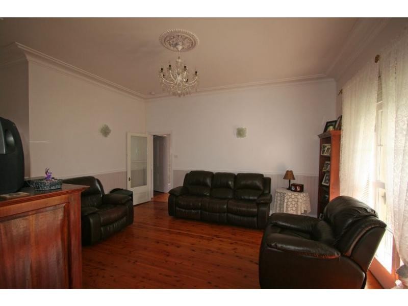 9 Edith Street, Cessnock NSW 2325