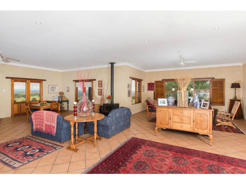 266 Bimbadeen Road, Mount View NSW 2325