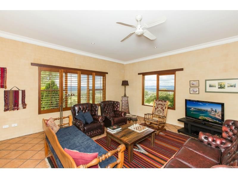 266 Bimbadeen Road, Mount View NSW 2325