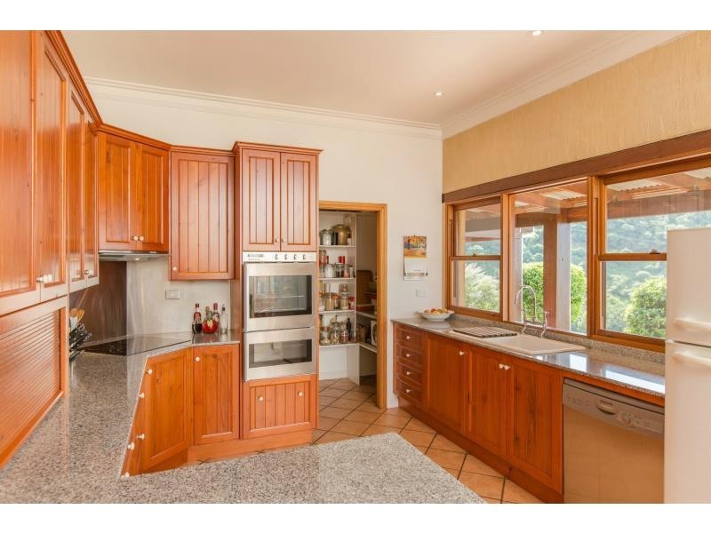 266 Bimbadeen Road, Mount View NSW 2325