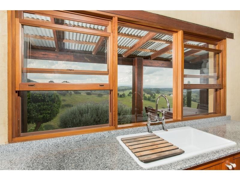 266 Bimbadeen Road, Mount View NSW 2325