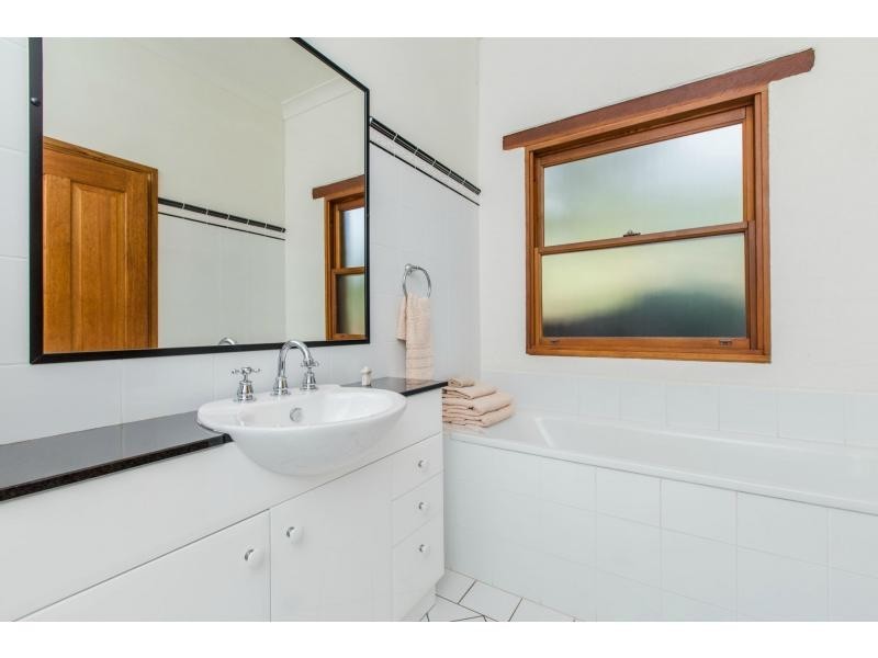 266 Bimbadeen Road, Mount View NSW 2325
