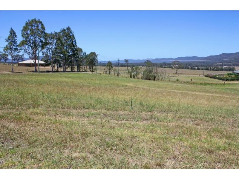 2 Ninth Avenue, Millfield NSW 2325