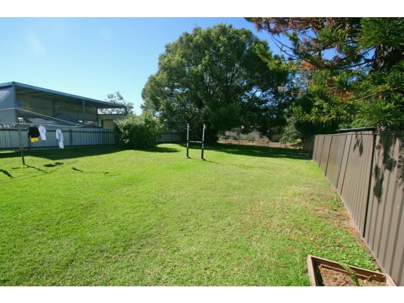 16 Blackwood Avenue, Cessnock NSW 2325