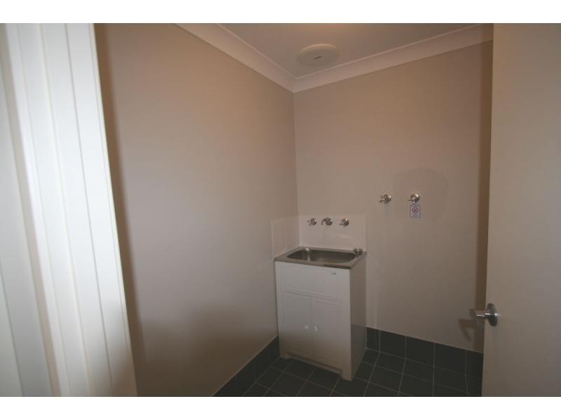 2/36A Pokolbin Street, Kearsley NSW 2325