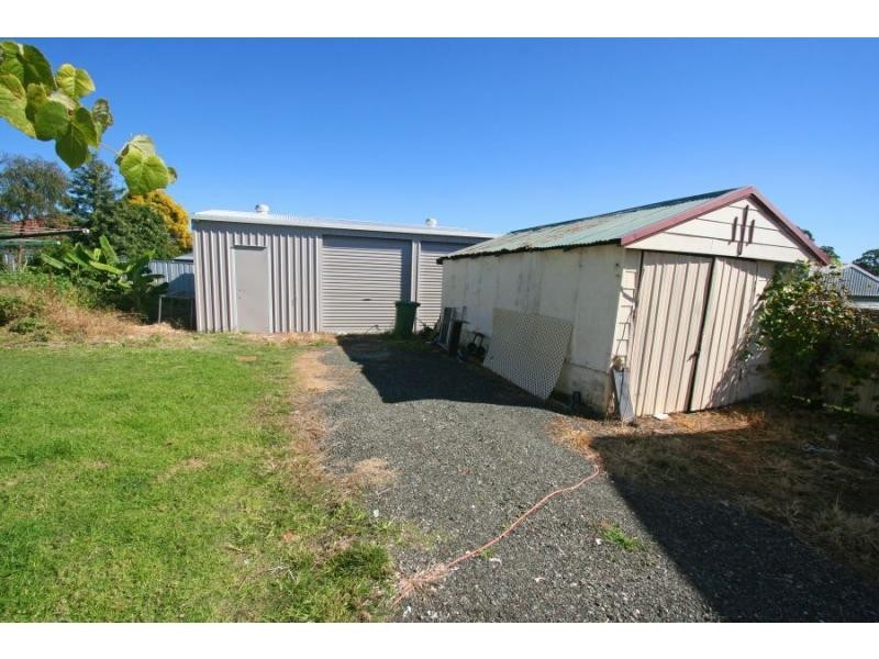 13 Kanowna Avenue, Cessnock NSW 2325