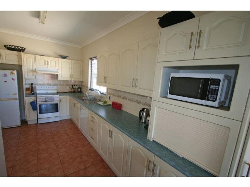 5 Mills Crescent, Cessnock NSW 2325