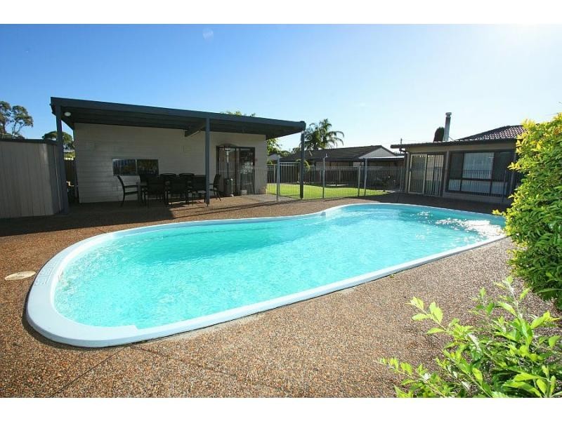 8 Adams Street, Heddon Greta NSW 2321