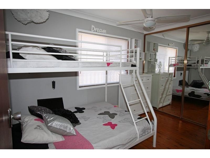 8 Adams Street, Heddon Greta NSW 2321