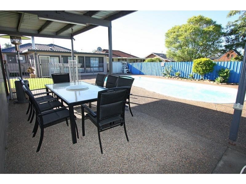 8 Adams Street, Heddon Greta NSW 2321