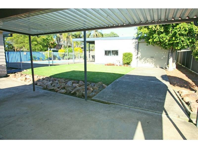 8 Adams Street, Heddon Greta NSW 2321