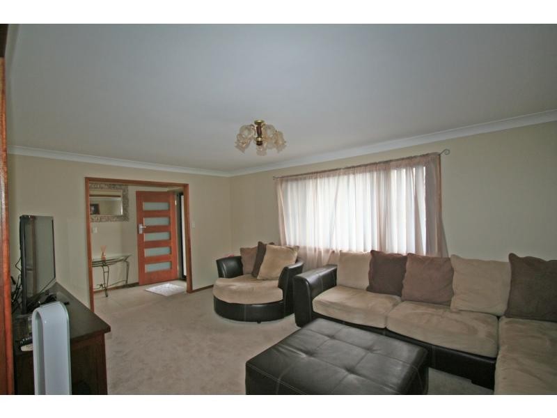 35 Northumberland Street, Neath NSW 2326