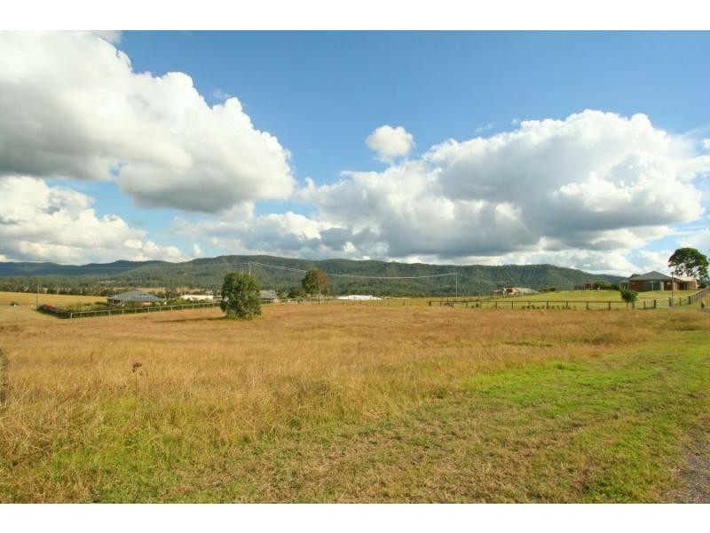 3 Eighth Avenue, Millfield NSW 2325