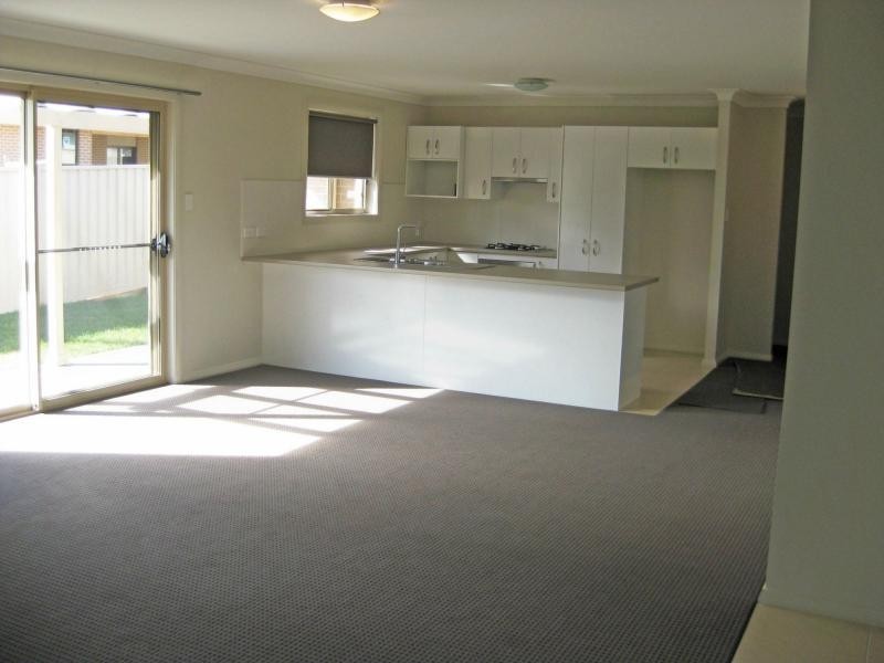 2/65 O’Shea Circuit, Vineyard Grove, Cessnock NSW 2325