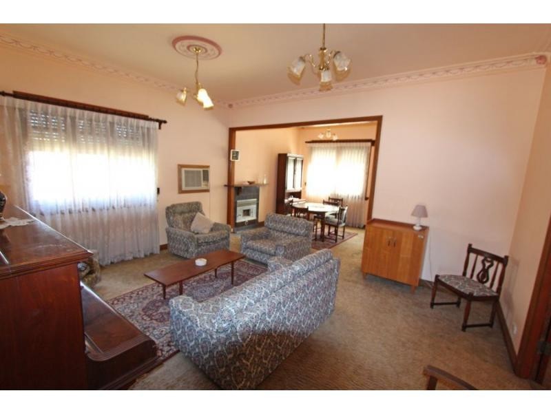 267 Cessnock Road, Abermain NSW 2326