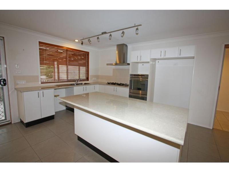 37 Mitchell Street, North Rothbury NSW 2335