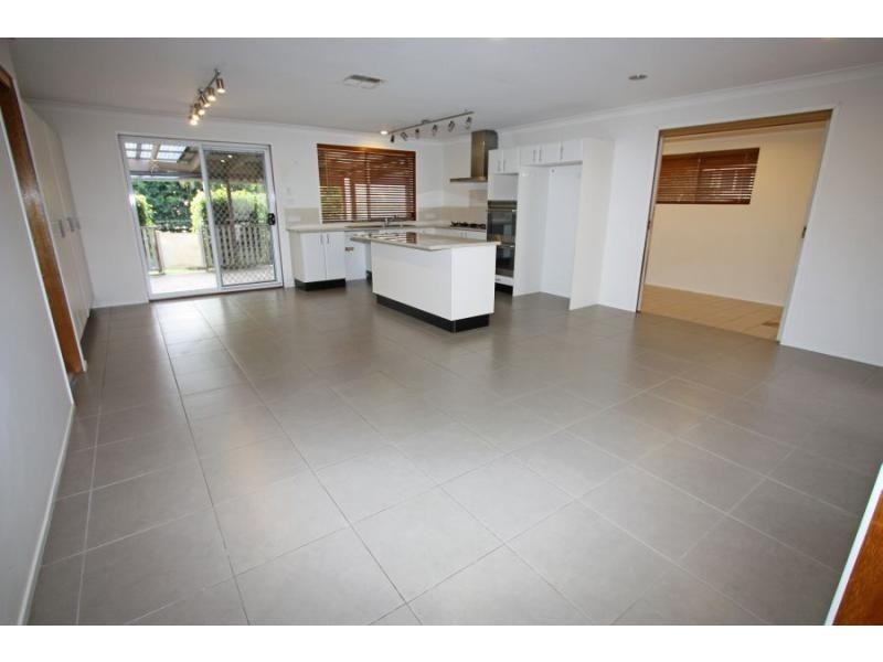 37 Mitchell Street, North Rothbury NSW 2335