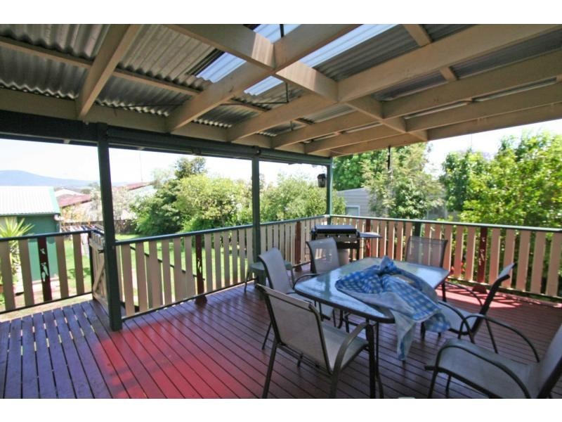 63 Desmond Street, Cessnock NSW 2325