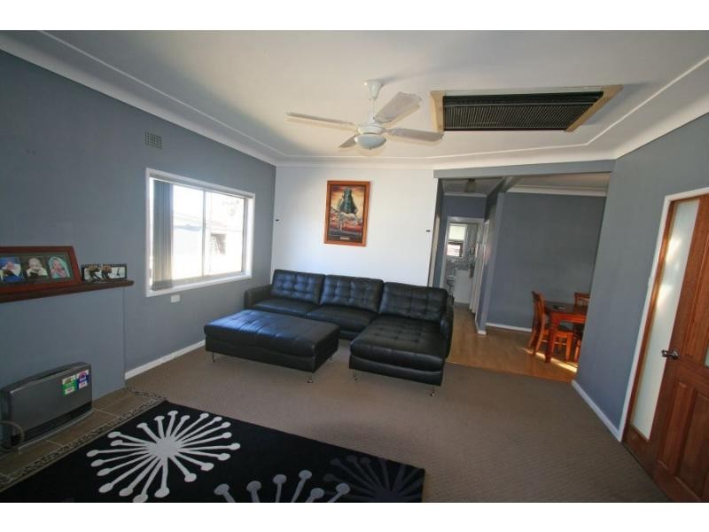 5 Mills Crescent, Cessnock NSW 2325