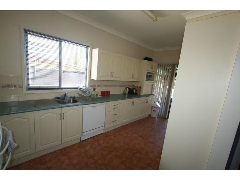 5 Mills Crescent, Cessnock NSW 2325