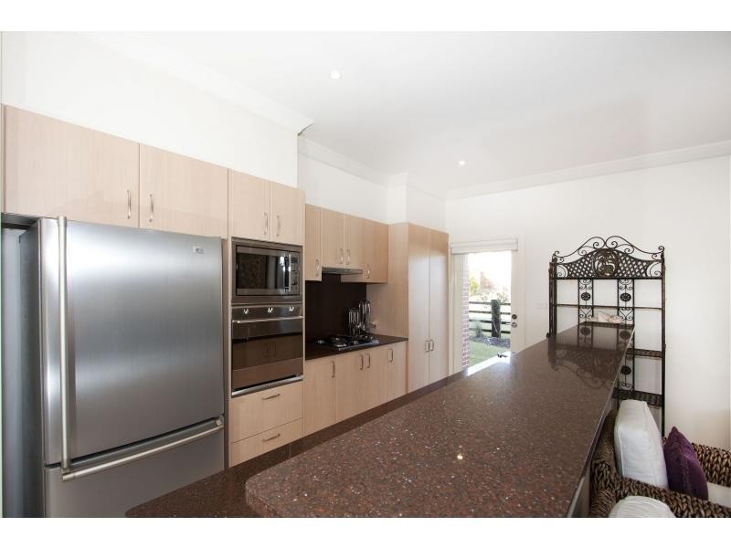 34 Mahogany Drive, Rothbury NSW 2320