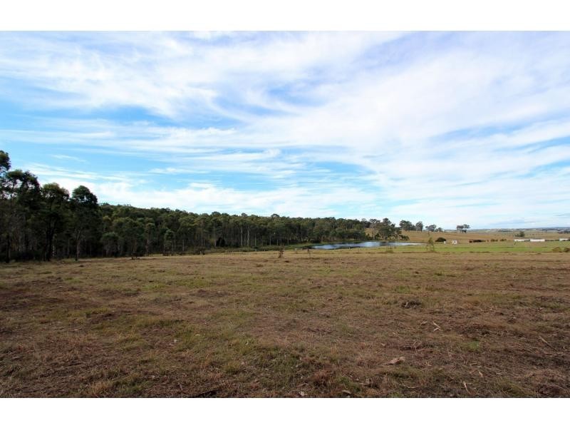 152 Quarry Road, Farley NSW 2320
