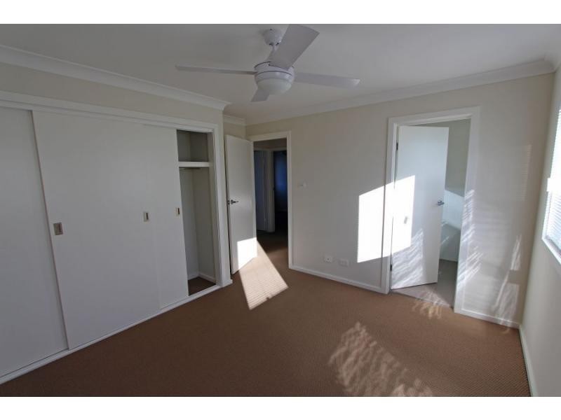 Villa 2 & 3/4 Northcote Street, Aberdare NSW 2325