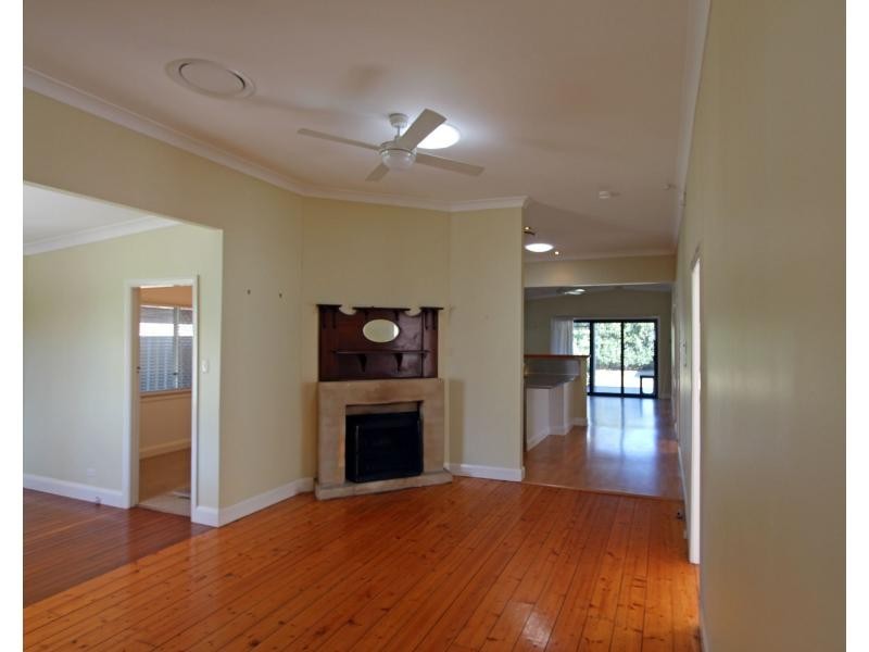 9 Boomerang Street, Cessnock NSW 2325