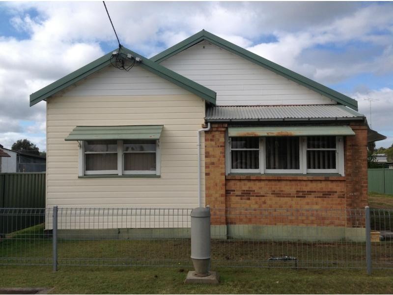 69 Ferguson Street, Cessnock NSW 2325