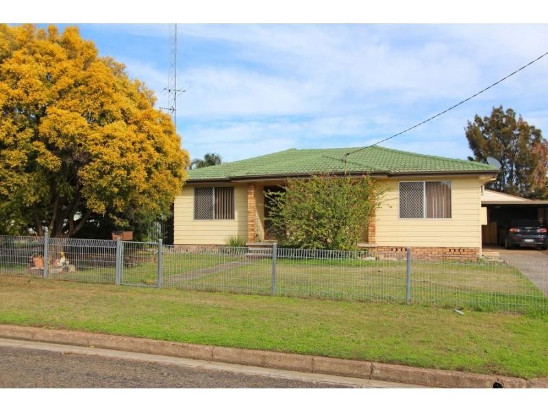 13 Balmoral Avenue, Cessnock NSW 2325
