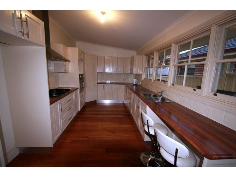 28 Hall Street, Cessnock NSW 2325