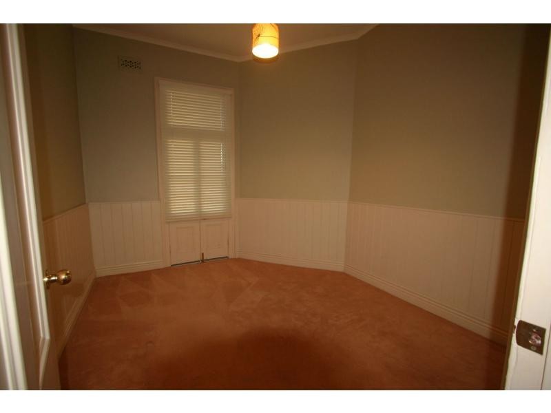 28 Hall Street, Cessnock NSW 2325